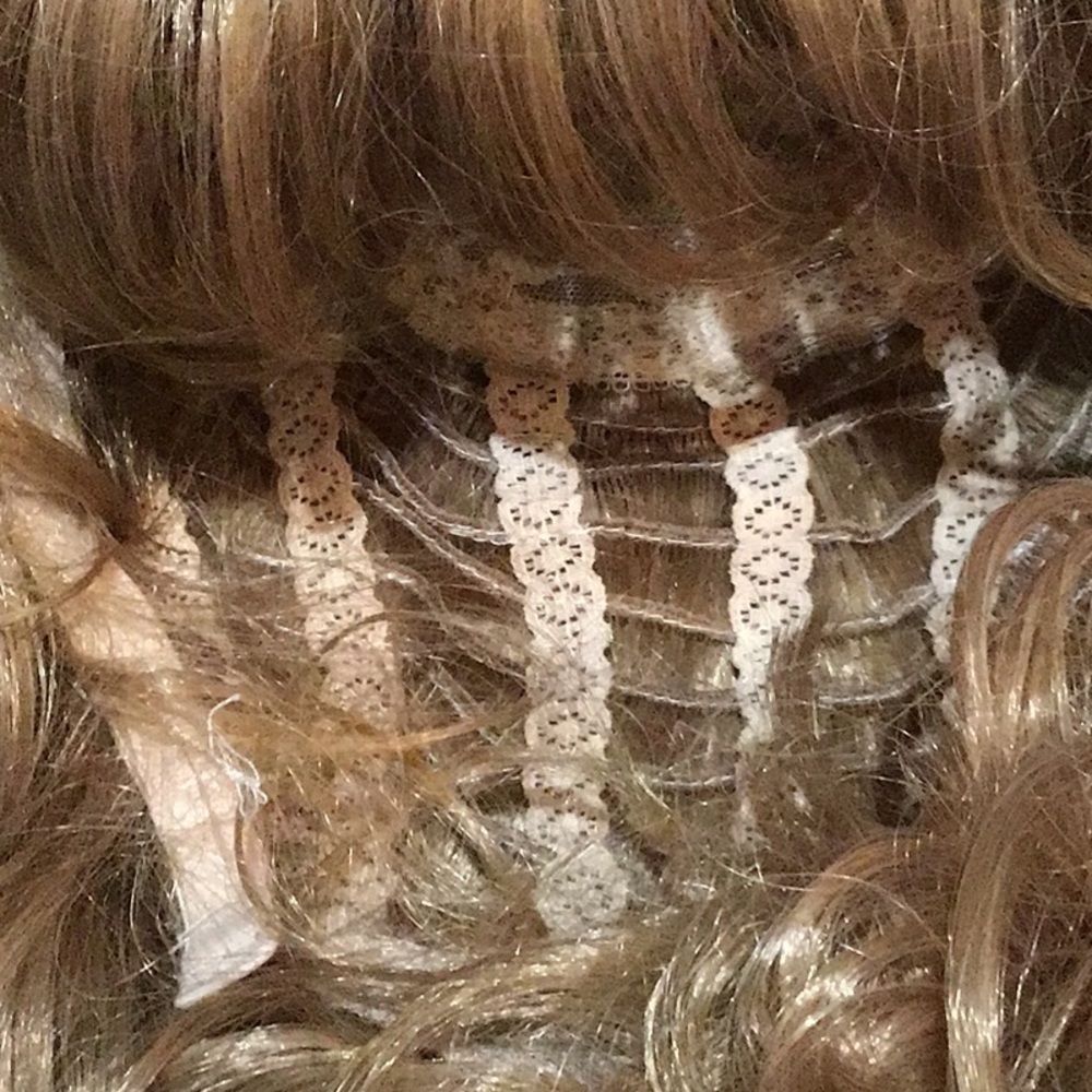 Synthetic Capless Rihanna Wig - Picture 6 of 13